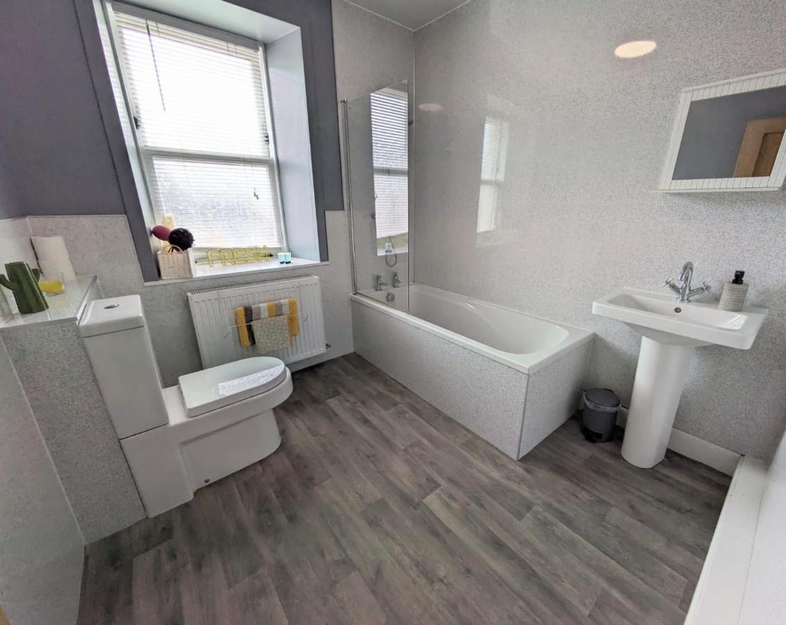 2 Bedroom Townhouse On Nc500, Wick, Highland ウィック エクステリア 写真
