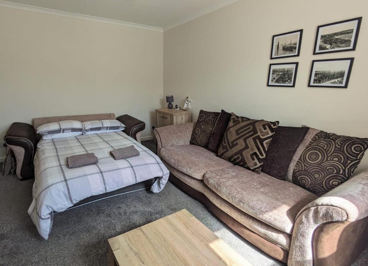 2 Bedroom Townhouse On Nc500, Wick, Highland ウィック エクステリア 写真
